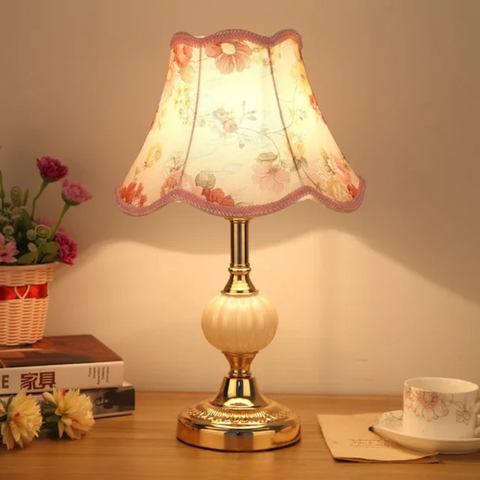 Vintage Table Lamp with Decorative Fabric Shade, Classic Metal Base and E27 Socket