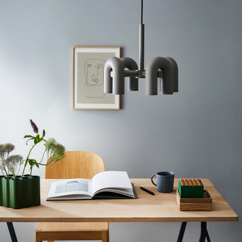 Cirkus Adjustable Chandelier with Rotating U-Shaped Heads