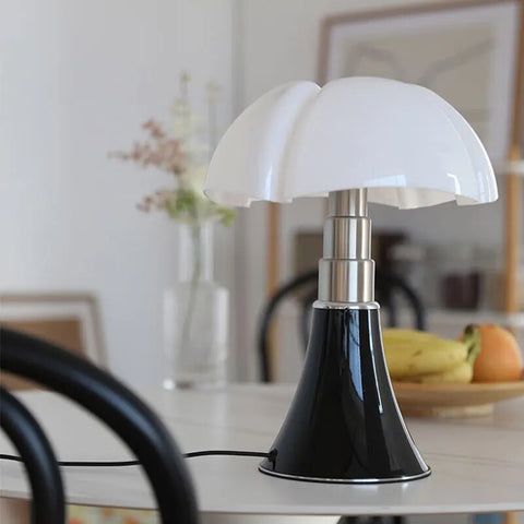 Flower LED Table Lamp with Touch Dimming and Adjustable Stem