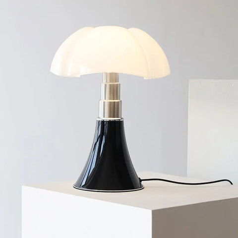 Flower LED Table Lamp with Touch Dimming and Adjustable Stem