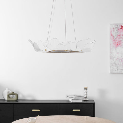 Sea Chandelier with Illuminated Leaf and Scallop Design