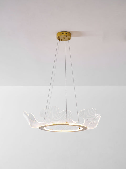 Sea Chandelier with Illuminated Leaf and Scallop Design