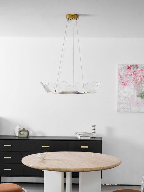 Sea Chandelier with Illuminated Leaf and Scallop Design