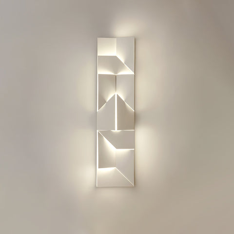 Wall Light with Geometric Aluminum Relief and Integrated LED