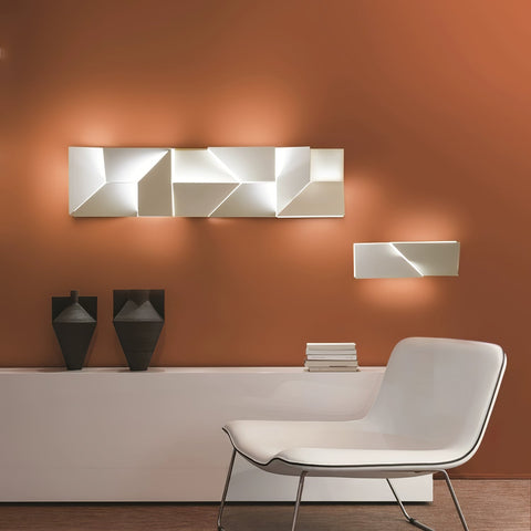 Wall Light with Geometric Aluminum Relief and Integrated LED