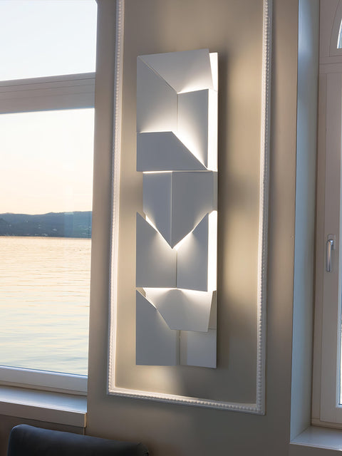 Wall Light with Geometric Aluminum Relief and Integrated LED