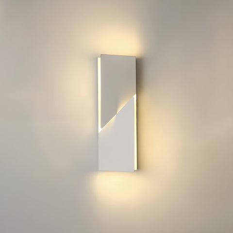 Wall Light with Geometric Aluminum Relief and Integrated LED