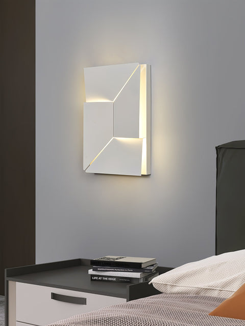 Wall Light with Geometric Aluminum Relief and Integrated LED