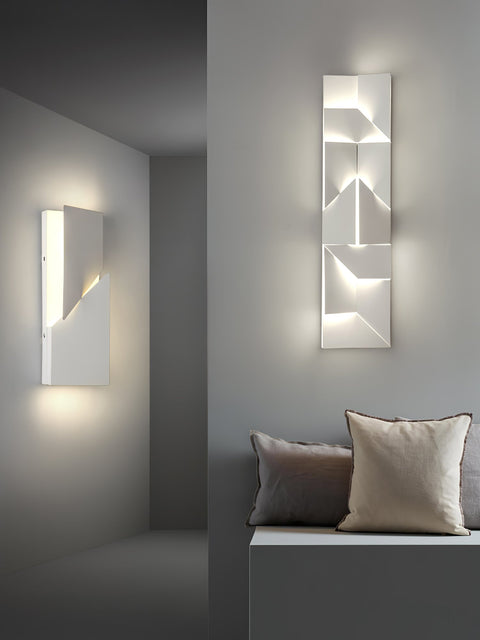 Wall Light with Geometric Aluminum Relief and Integrated LED