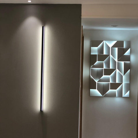 Wall Light with Geometric Aluminum Relief and Integrated LED