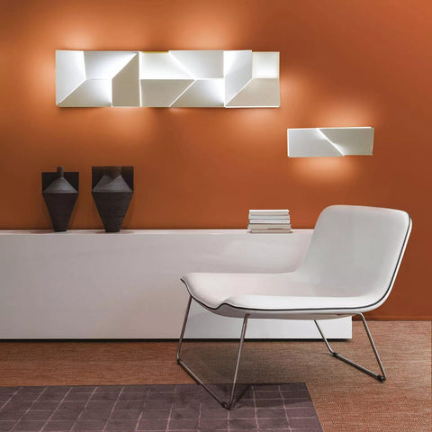 Wall Light with Geometric Aluminum Relief and Integrated LED