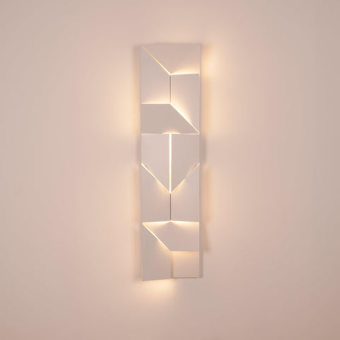Wall Light with Geometric Aluminum Relief and Integrated LED