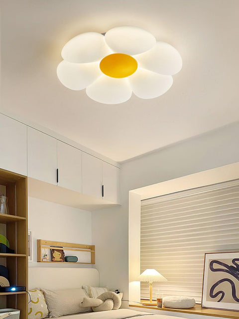 Blooming Flower Ceiling Lamp with Six-Petal Design