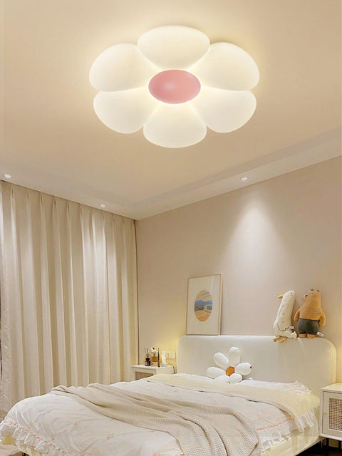 Blooming Flower Ceiling Lamp with Six-Petal Design