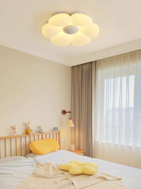 Blooming Flower Ceiling Lamp with Six-Petal Design