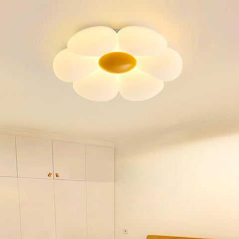 Blooming Flower Ceiling Lamp with Six-Petal Design