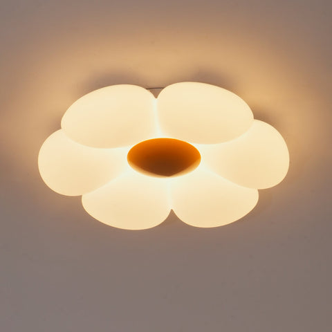 Blooming Flower Ceiling Lamp with Six-Petal Design