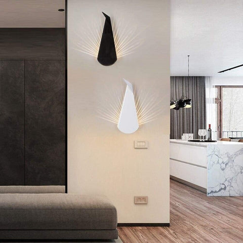 Modern Sculptural LED Wall Lamp with Aluminium Body and Warm 3000K Lighting