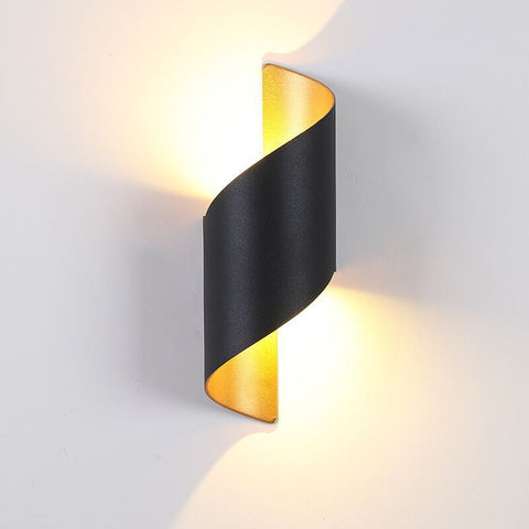 Modern Spiral Wall Light with Integrated LED Illumination and Sculptural Design